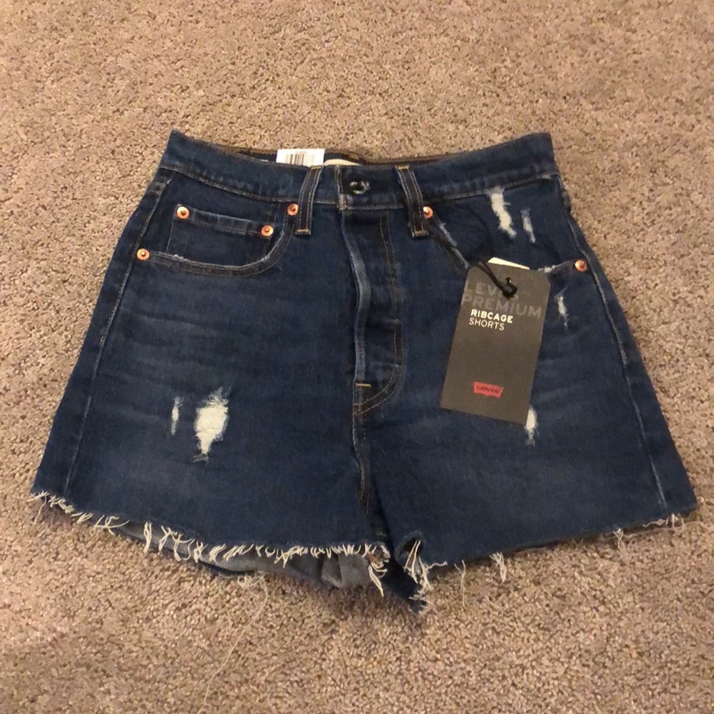 Levi’s Premium Ribcage denim shorts